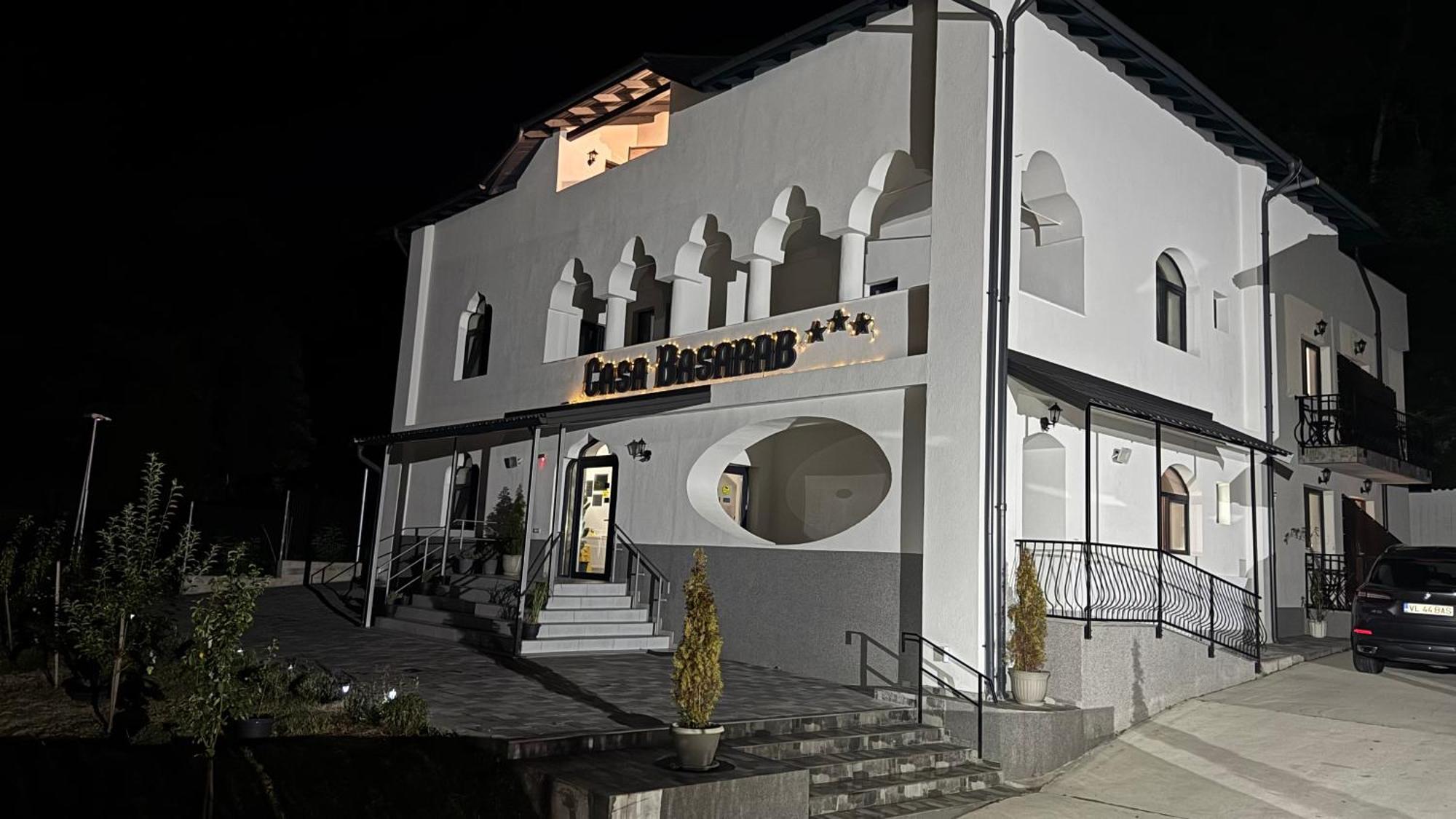 Guest house Casa Basarab 3*